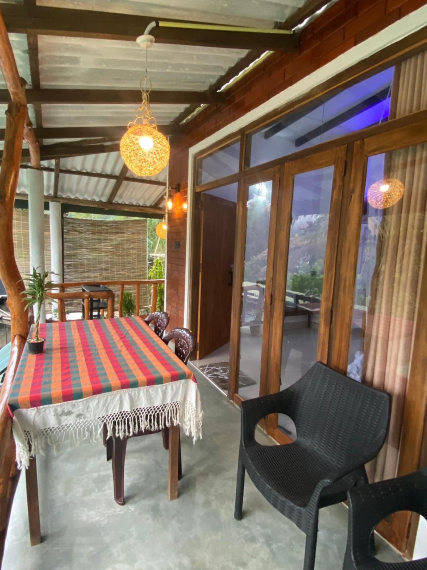 Cozy Homestay Waterfall Road เอลลา ภายนอก รูปภาพ